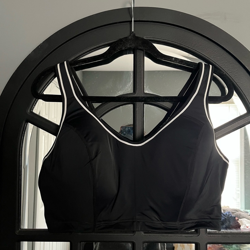 LIVI High-Impact Wicking Underwire Sports Bra Size 44DD